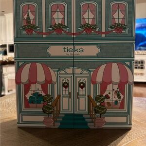 Tieks Advent Calander